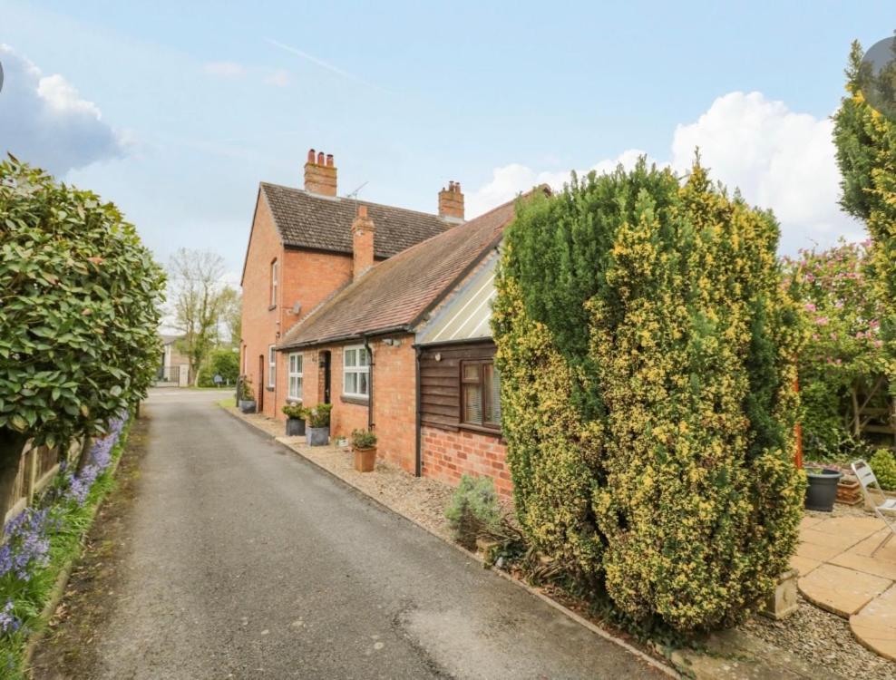 Lovely Comfortable 3 Bed Home, Worcester Eksteriør billede